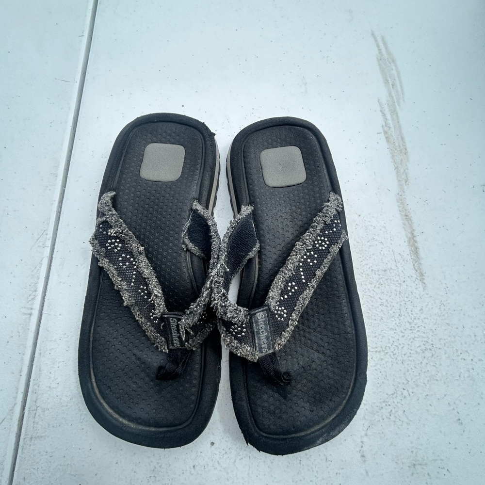 Skechers Womens 7 Med Black Thong Sandals Shoes Flip Flops Comfort Summer Casual - Picture 3 of 3
